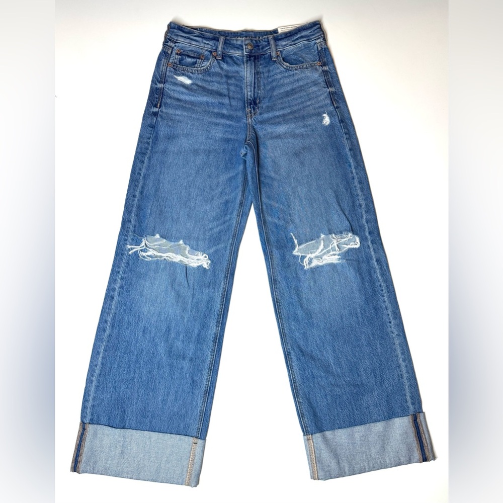 American Eagle Women's Super High Rise Baggy Wide Leg  Jeans Size- 4